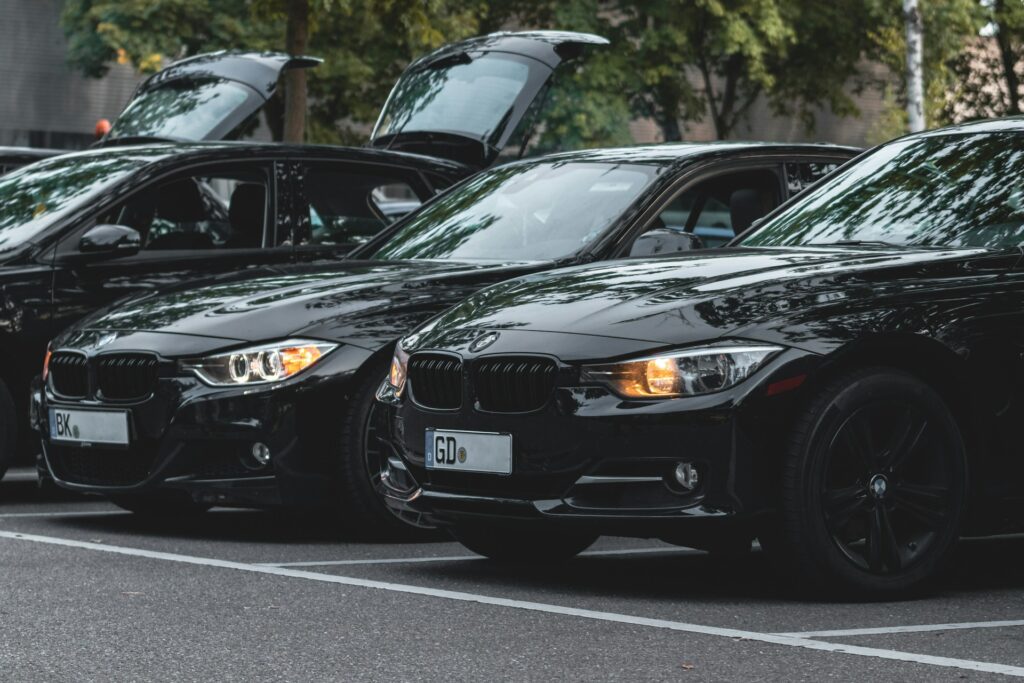 Black sedans in row - Antalya airport transfers